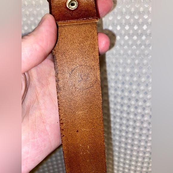 Women’s PIERO brown with hand painted carved Ethnic patterns leather belt Sz 32 - Picture 6 of 15